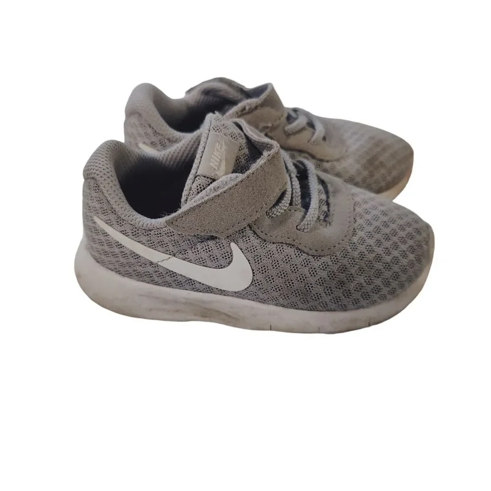 Nike Revolution Toddler Sneakers Shoes 7C, Cool Gray White Unisex